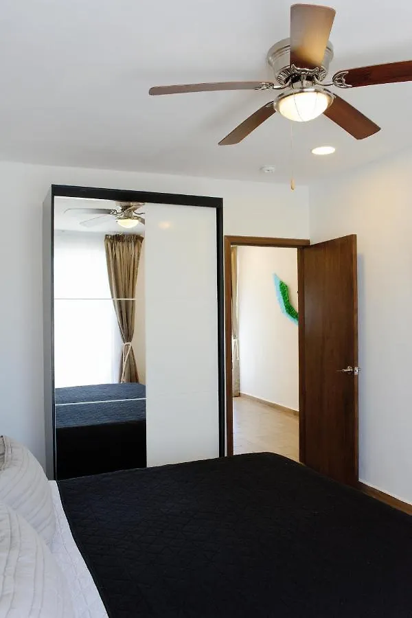 Amazing Villa Inside Tulum Country Club Akumal Holiday home