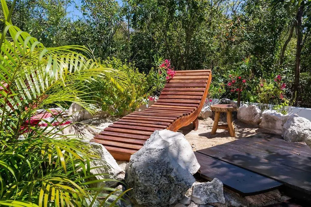Amazing Villa Inside Tulum Country Club Akumal 0*,  Mexico