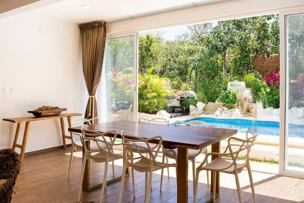 Amazing Villa Inside Tulum Country Club Akumal