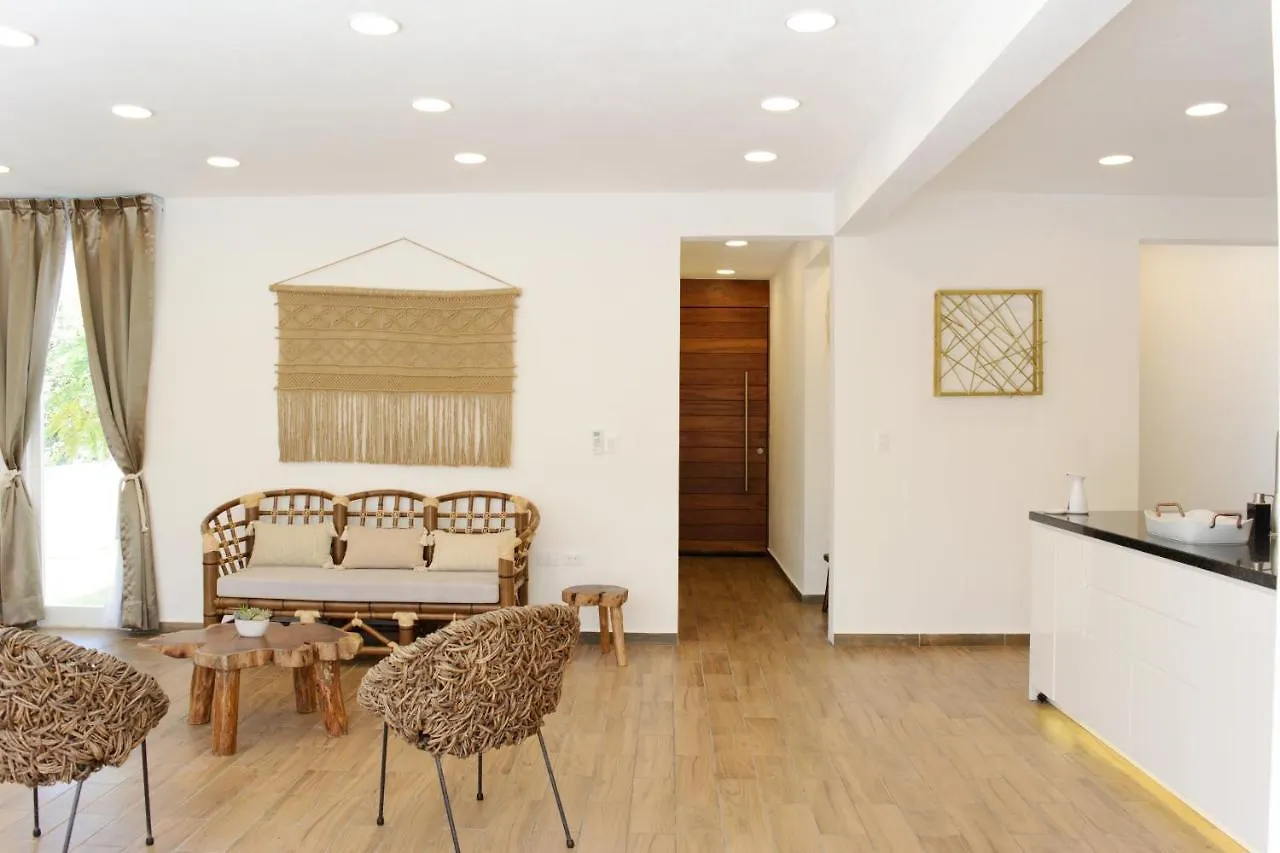 Amazing Villa Inside Tulum Country Club Akumal 0*,  Mexico