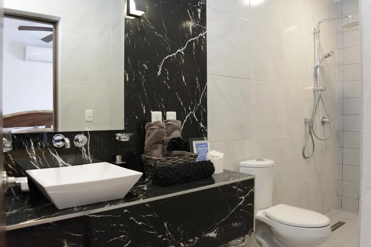 Amazing Villa Inside Tulum Country Club Akumal